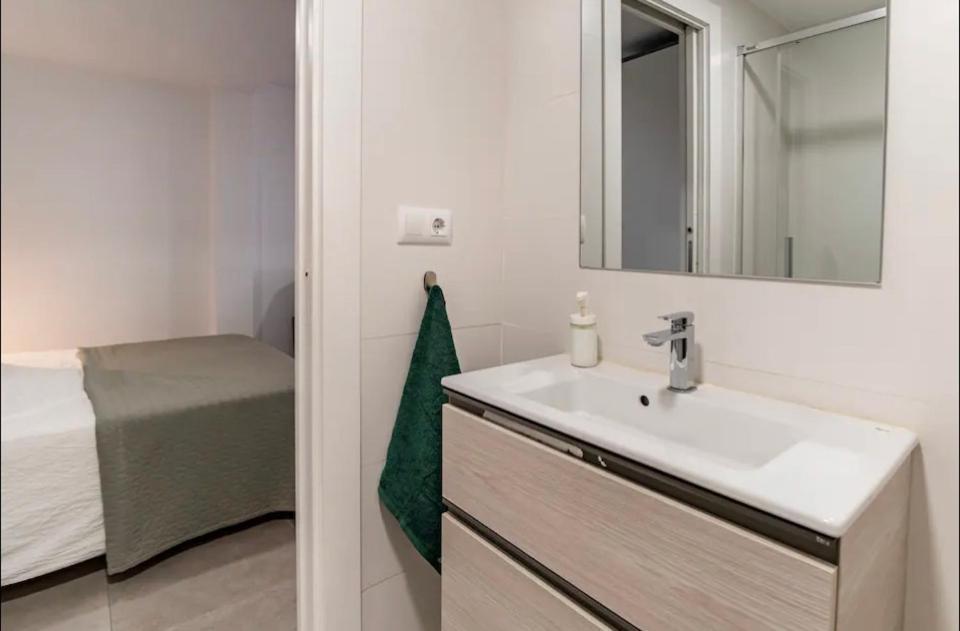 טריפה Loft Independiente A 150 Mtrs De La Playa Wifi Aire Acondicionado מראה חיצוני תמונה