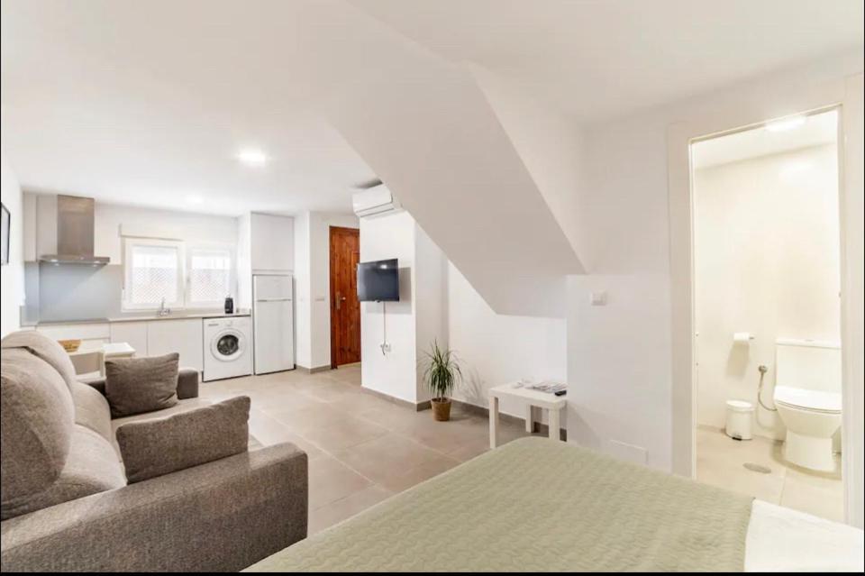 טריפה Loft Independiente A 150 Mtrs De La Playa Wifi Aire Acondicionado מראה חיצוני תמונה